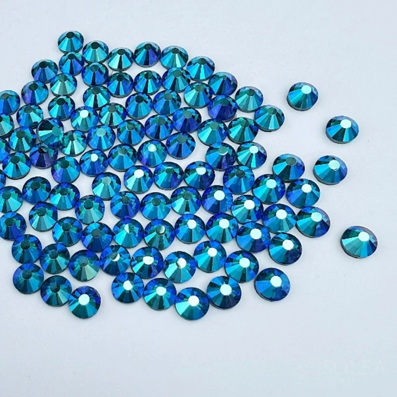 Стразы клеевые горячей фиксации Blue Zircon AB ss30